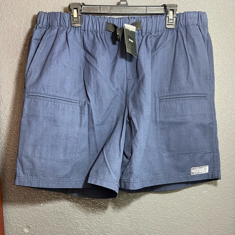Men’s Huf navy shorts new with tags